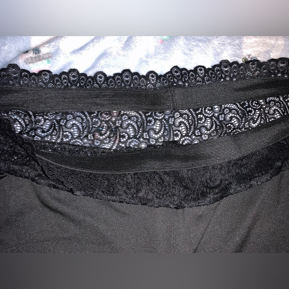 SHEIN 4X lace elastic high waisted Black Leggings with lace bottoms nwot - Picture 3 of 7